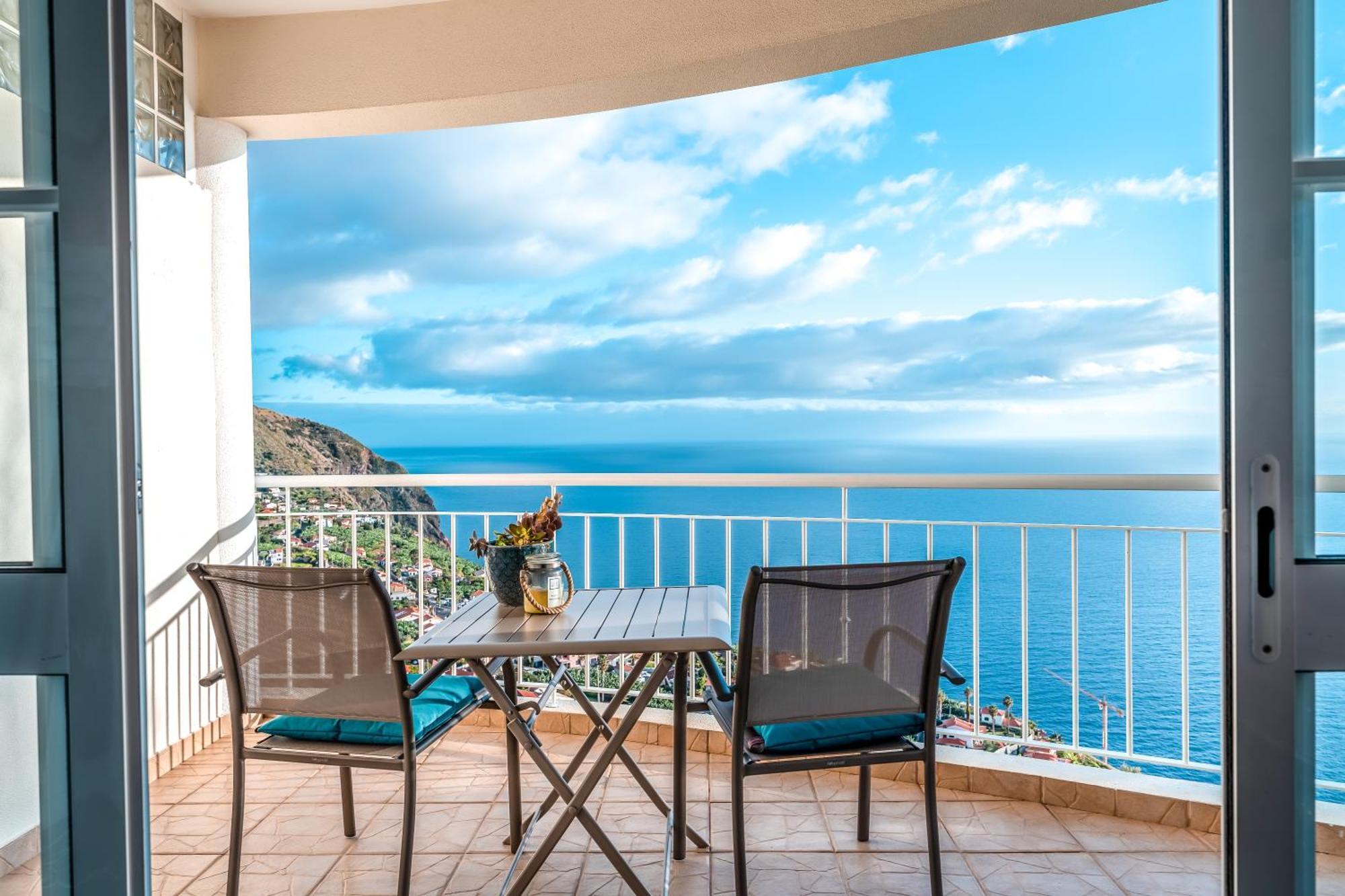 Casa Serena Apartments Arco da Calheta  Eksteriør bilde